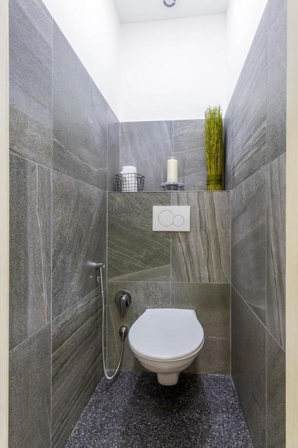 Stylish Apartment 5 Minutes Walk From City Center Prague Luaran gambar