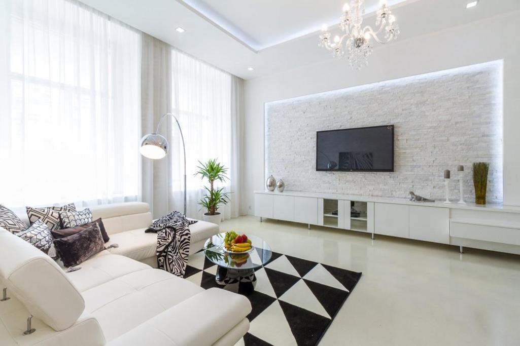 Stylish Apartment 5 Minutes Walk From City Center Prague Luaran gambar